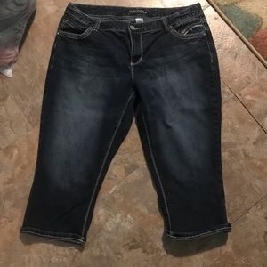 Maurice’s sz 20W capris inseam 20.5”